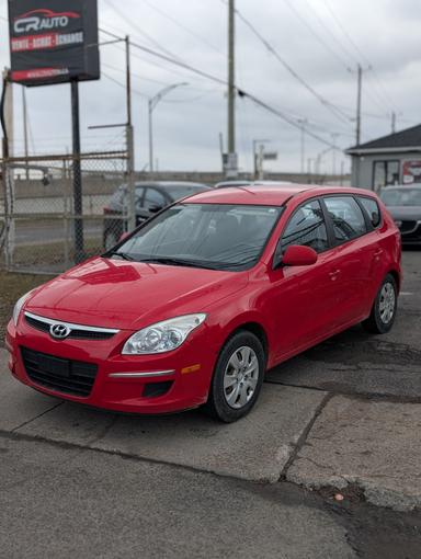 Hyundai elantra touring 2011 - Thumbnail 1