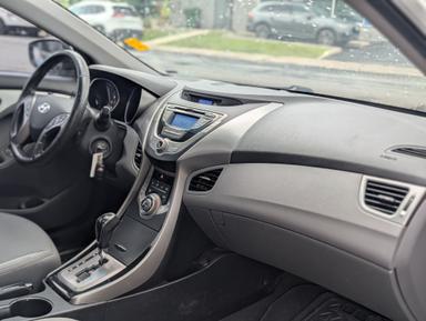 Hyundai Elantra 2013 - Thumbnail 9
