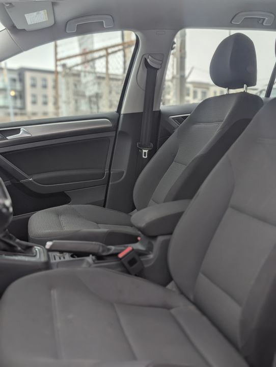 Volkswagen Golf 2015 - Image 9