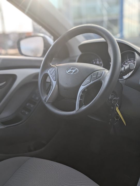 Hyundai Elantra 2014 - Image 12