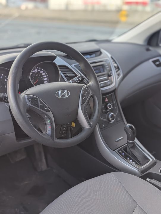 Hyundai Elantra 2014 - Image 8