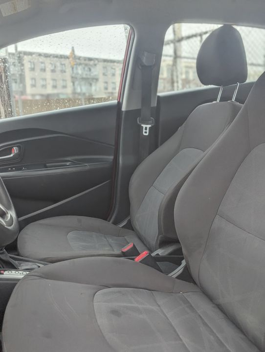 Kia Rio 2015 - Image 10