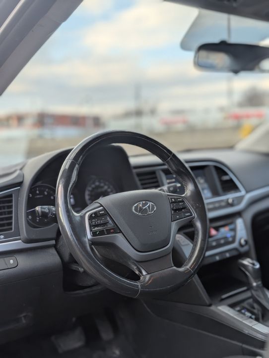 Hyundai Elantra 2018 - Image 11