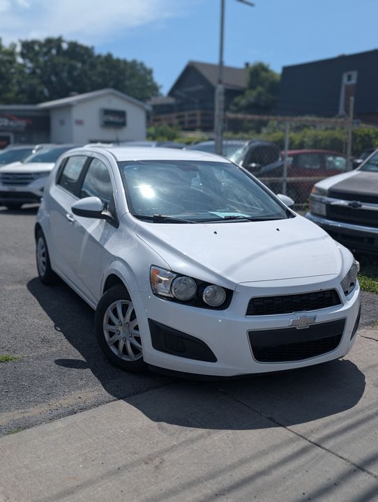 Chevrolet Sonic 2012 - Image 4