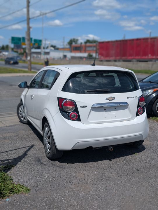 Chevrolet Sonic 2012 - Image 8