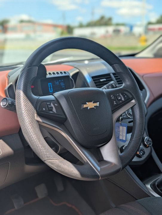 Chevrolet Sonic 2012 - Image 9